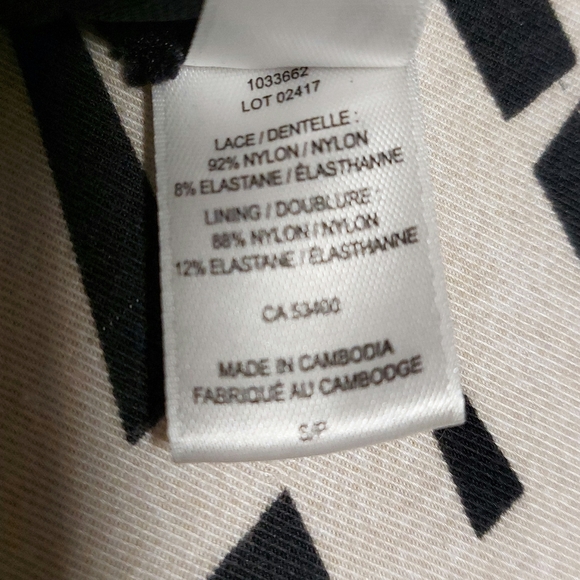 Lace bralettes - Picture 5 of 5